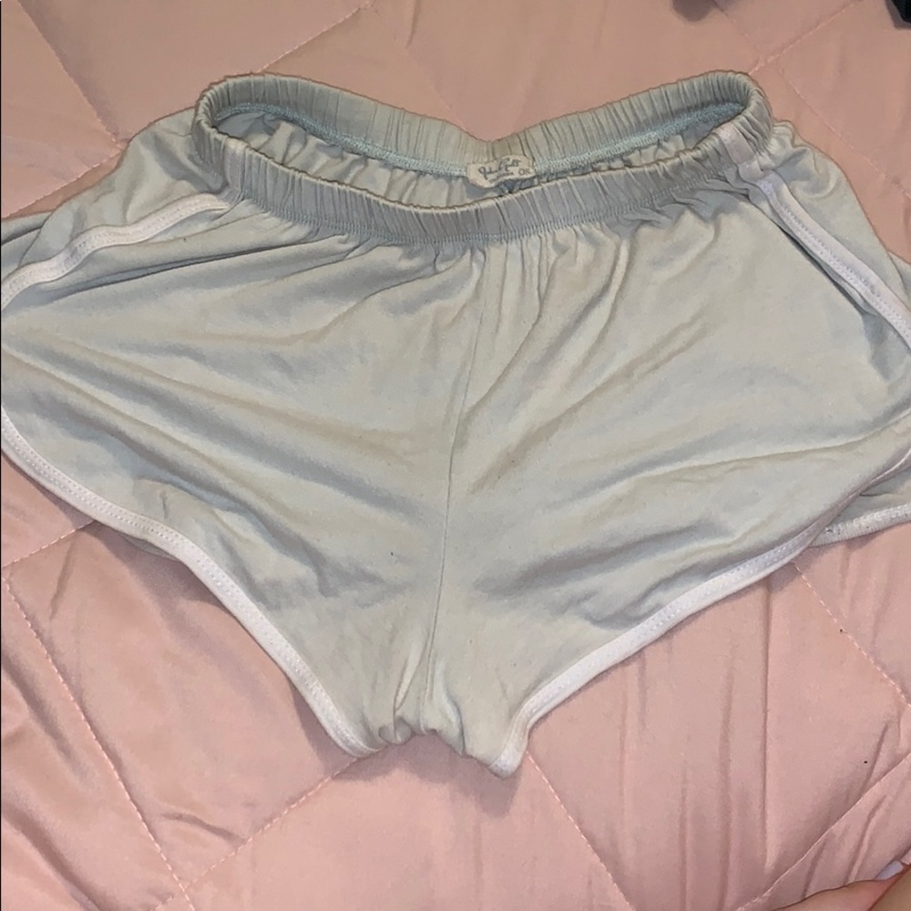 BRANDY MELVILLE SHORTS
